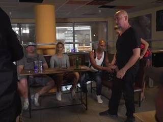 Порно анал на улице