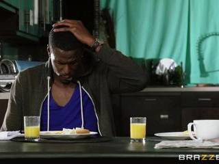 Порно с красивыми грудастыми девушками