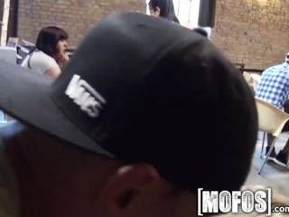 Порно русское с переводом оргазмы